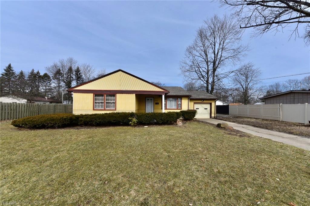 Property Photo: 3798 Cumberland Circle OH 44515
