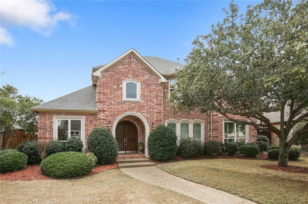 Property Photo:  303 Auburn Way  TX 75019 