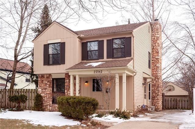 2292 Dunstable Road  Birmingham MI 48009 photo