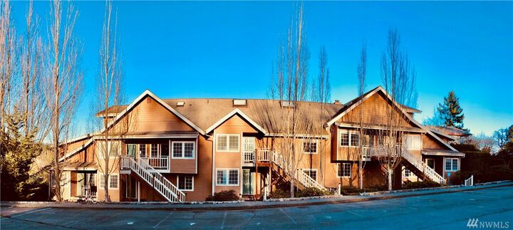 Property Photo:  740 Guard St 3  WA 98250 