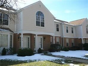 Property Photo: 527 Newport Dr PA 15235