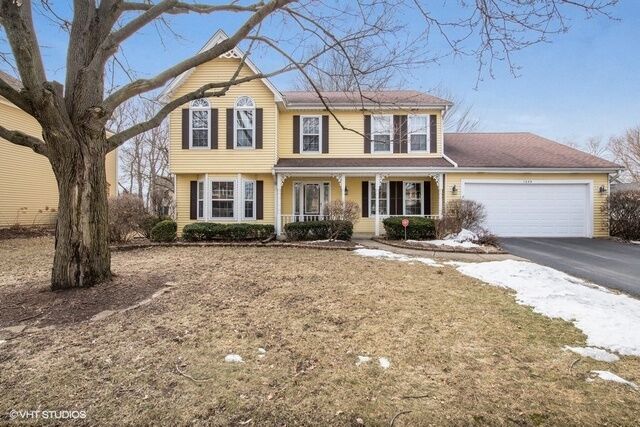 Property Photo: 1325 Pickwick Court IL 60563