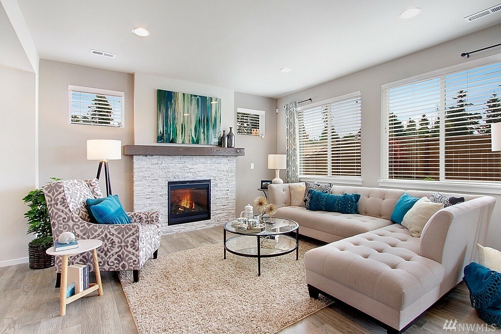 Property Photo: 9407 S 245th Place WA 98030