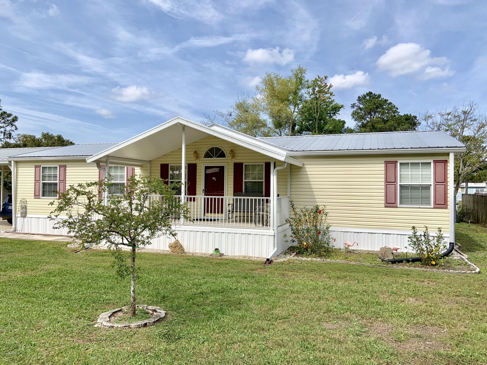 Property Photo:  271 Sportsman Drive  FL 32193 