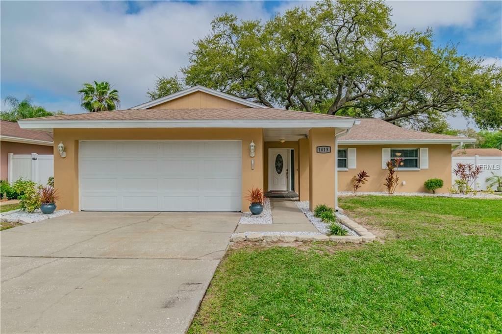 Property Photo: 1413 Overlea Drive FL 34698