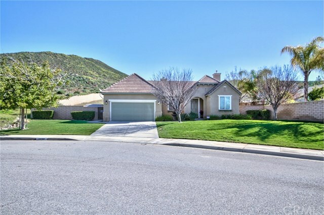 Property Photo:  28568 Windermere Way  CA 92585 