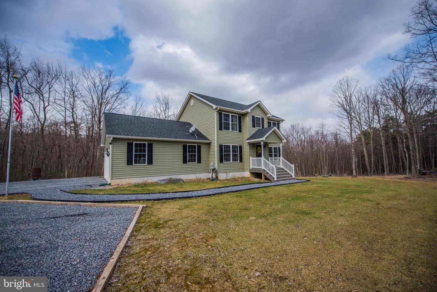 Property Photo:  165 Fallen Oak Lane  VA 22637 