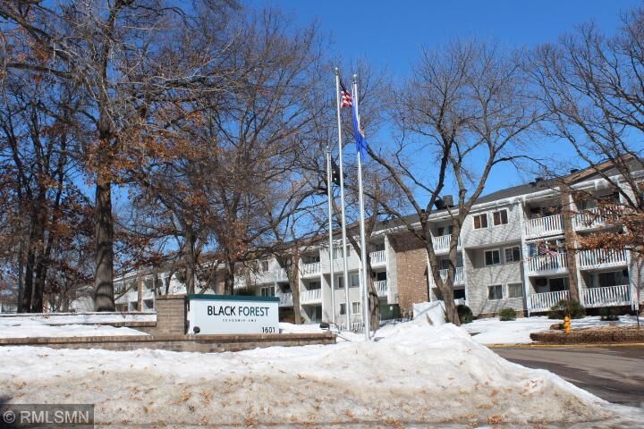 Property Photo: 1601 N Innsbruck Drive 355 MN 55432