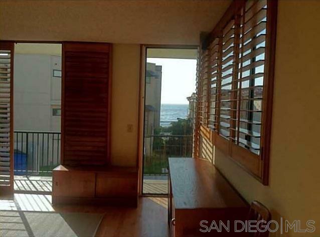 Property Photo:  356 Prospect St N4  CA 92037 