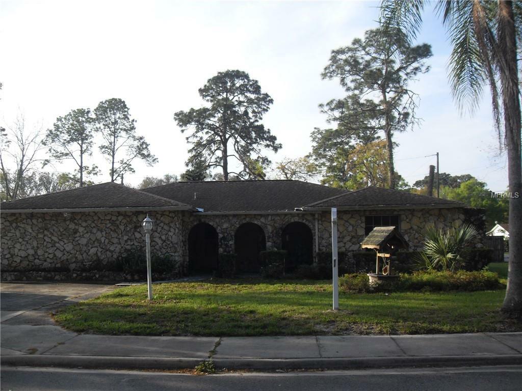 Property Photo:  400 Ridgewood Street  FL 32701 