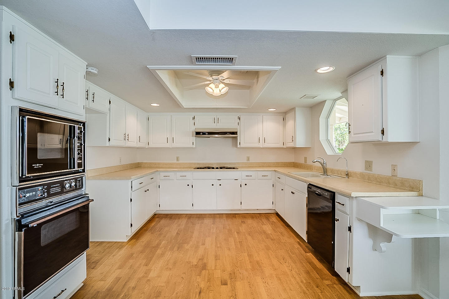 Property Photo: 1822 E Hope Street AZ 85203