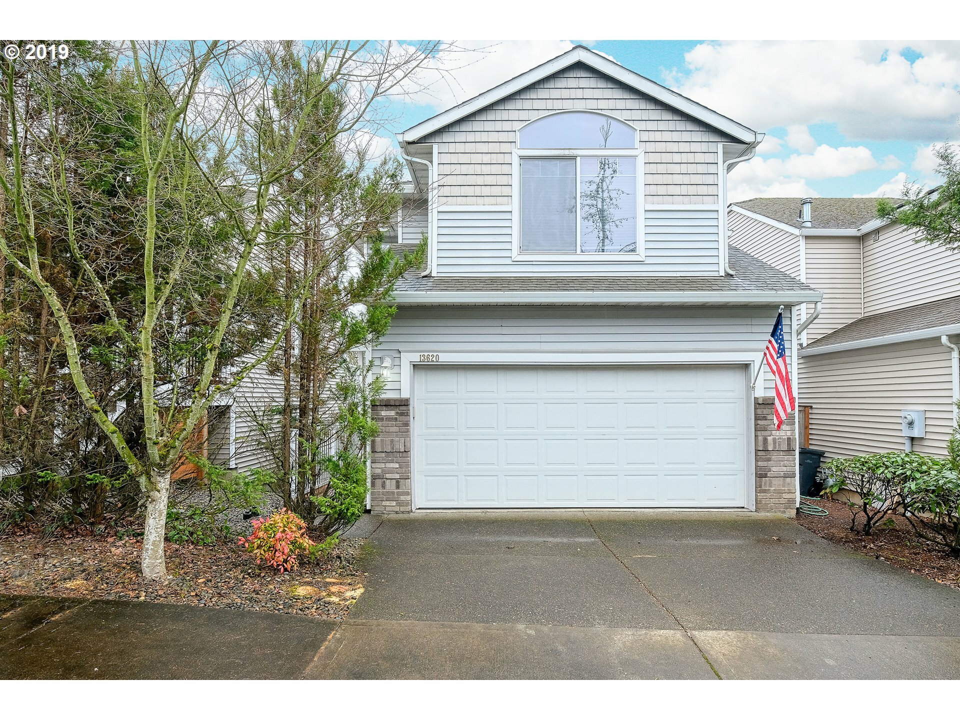13620 SW Blue Spruce Ct  Tigard OR 97224 photo