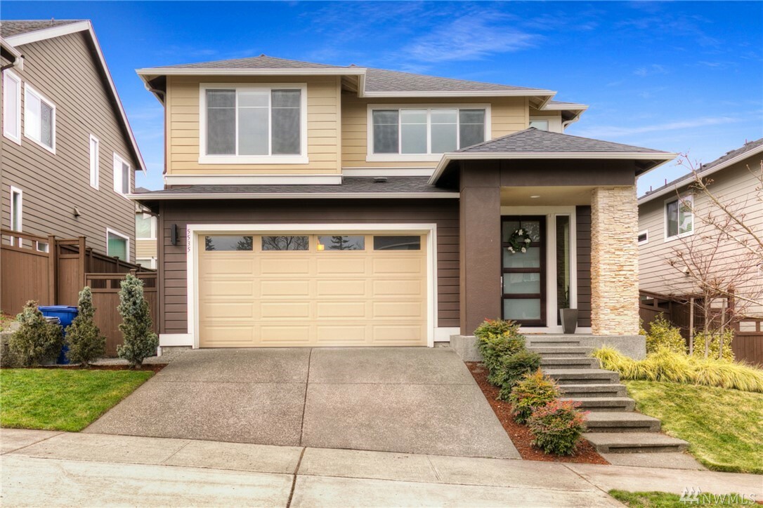Property Photo: 5535 Elaine Ave SE WA 98092