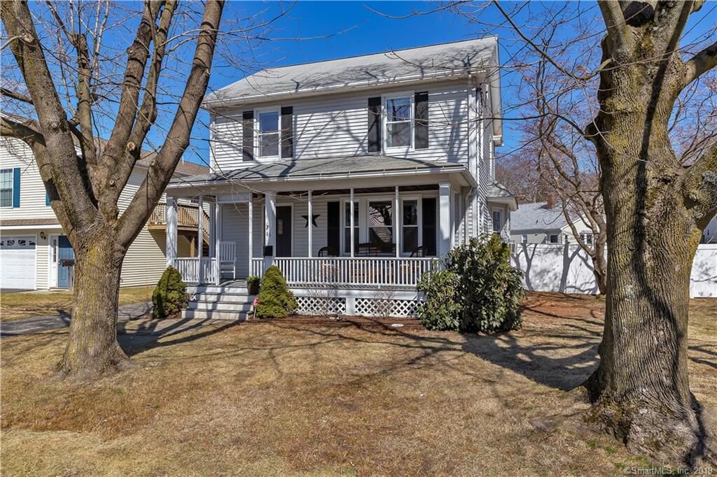 Property Photo:  46 Meadows End Road  CT 06460 