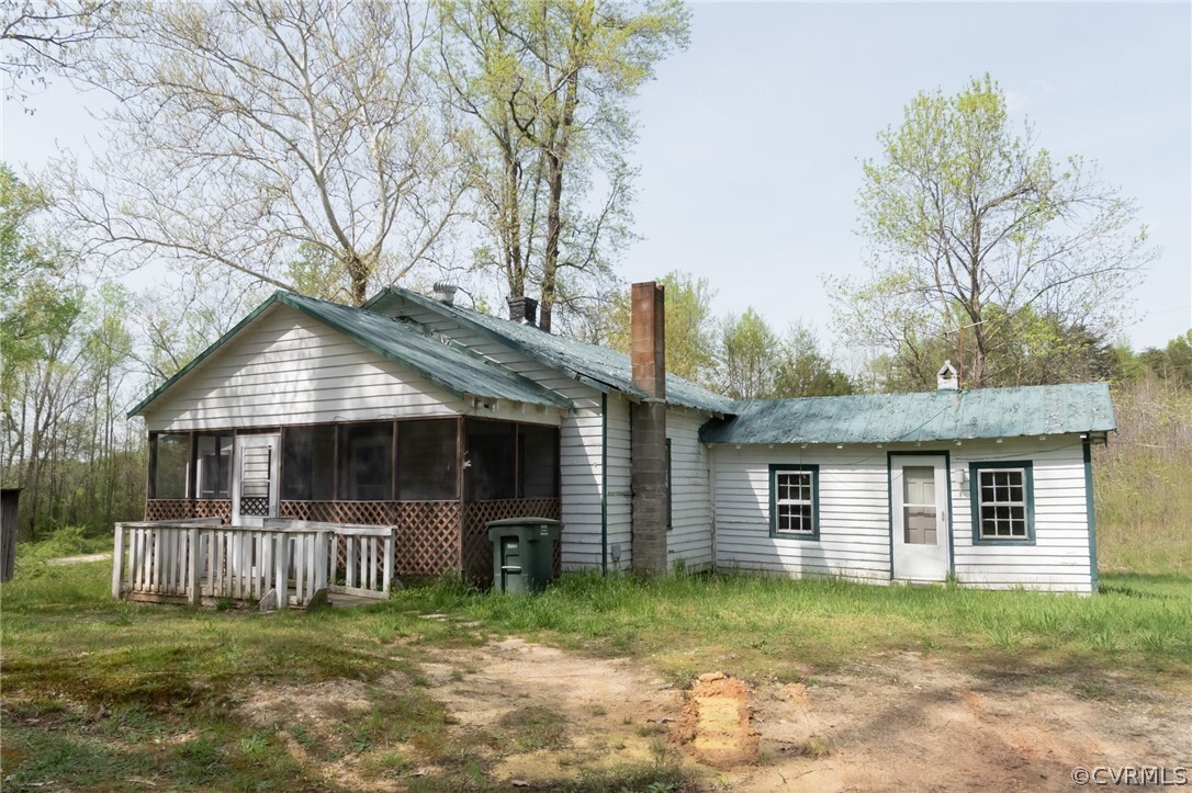 Property Photo: 5370 Matthews Road VA 23063