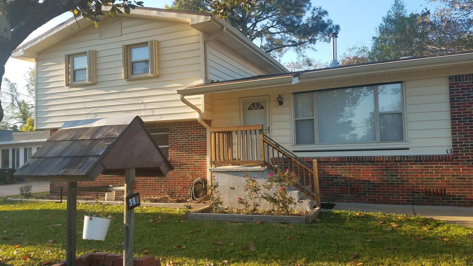 Property Photo: 307 NW Holmes Boulevard FL 32548
