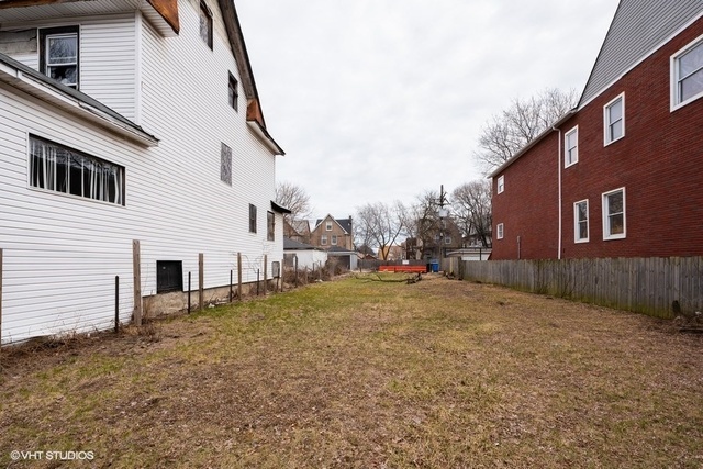 Property Photo: 33 North Lockwood Avenue IL 60644