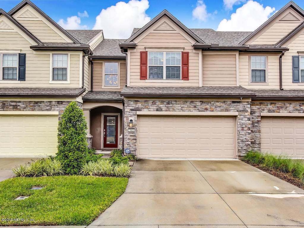 Property Photo:  7005 Butterfield Court  FL 32258 