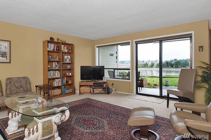 Property Photo:  904 East Bay Dr NE B103  WA 98506 