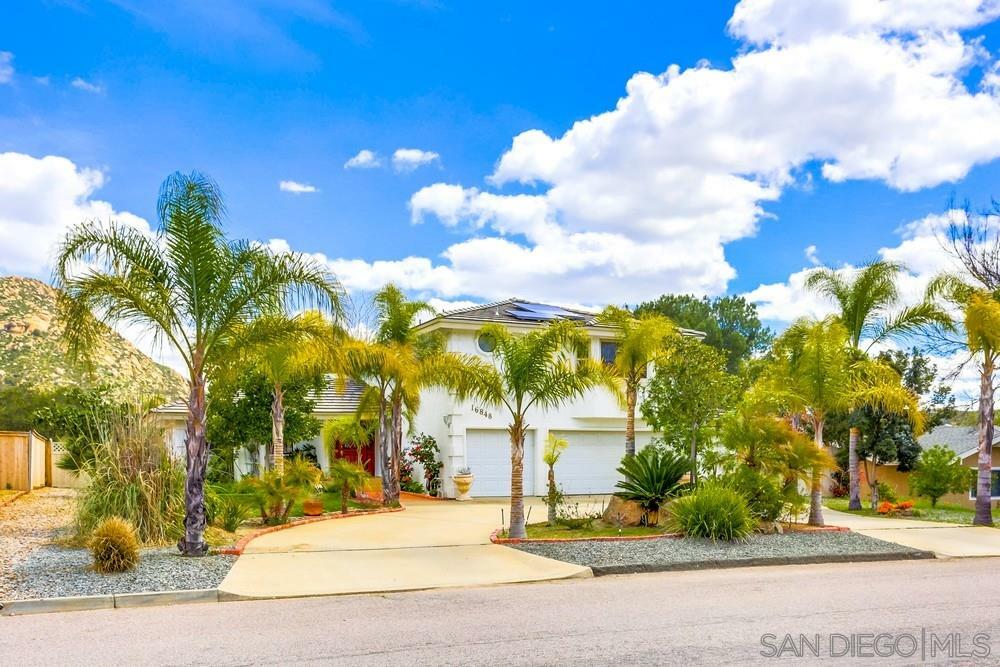 Property Photo:  16848 Daza Drive  CA 92065 