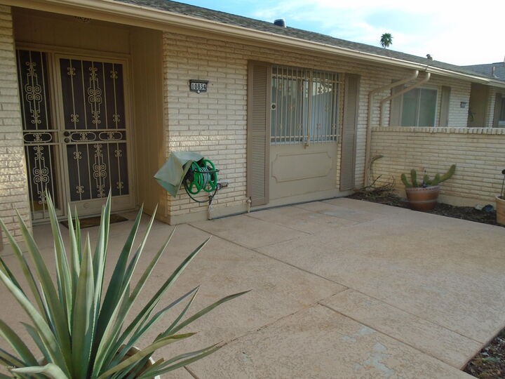 Property Photo: 10834 W Mission Lane AZ 85351
