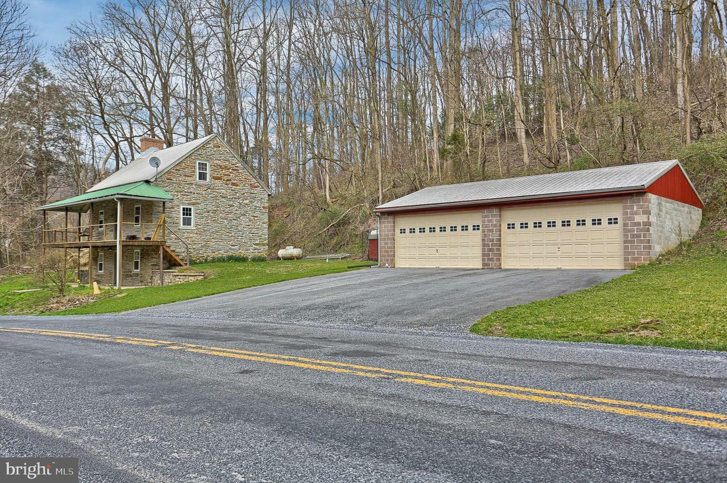 Property Photo:  16 River Road  PA 17565 