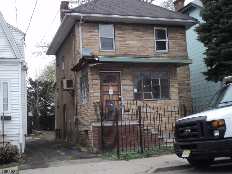 Property Photo:  11 Paine Ave  NJ 07111 