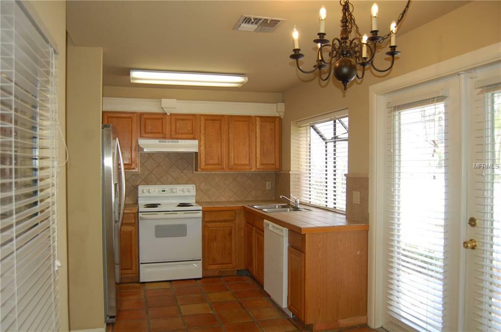 Property Photo:  941 Waterbury Lane  FL 32750 