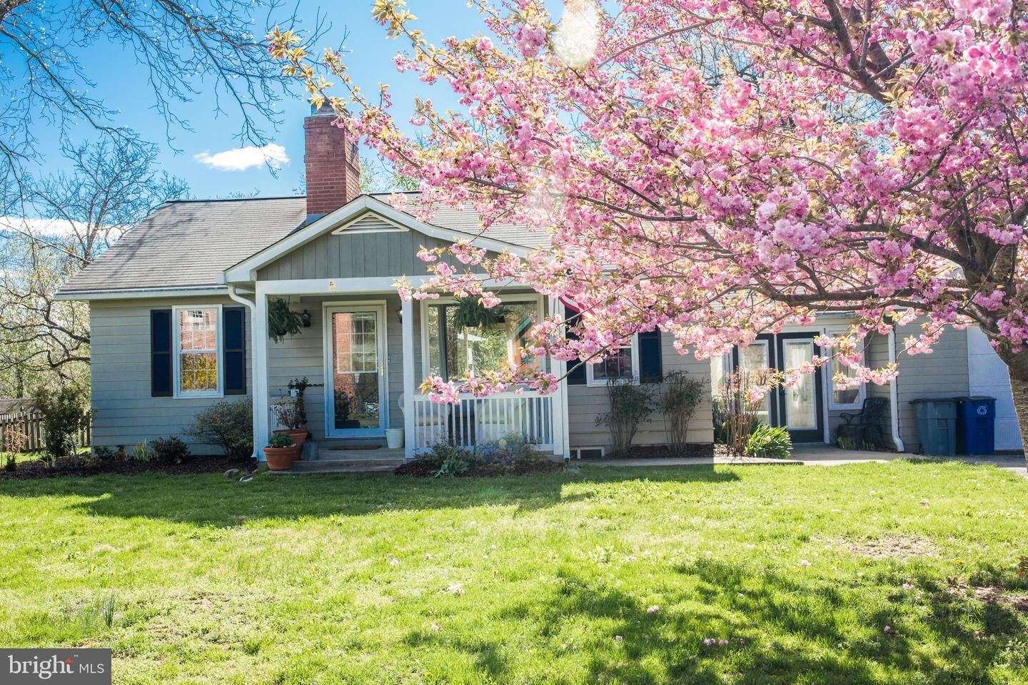 Property Photo:  5 Burke Circle  VA 20158 