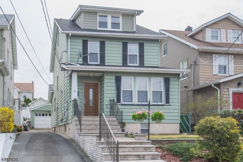 Property Photo:  26 Roosevelt St  NJ 07031 