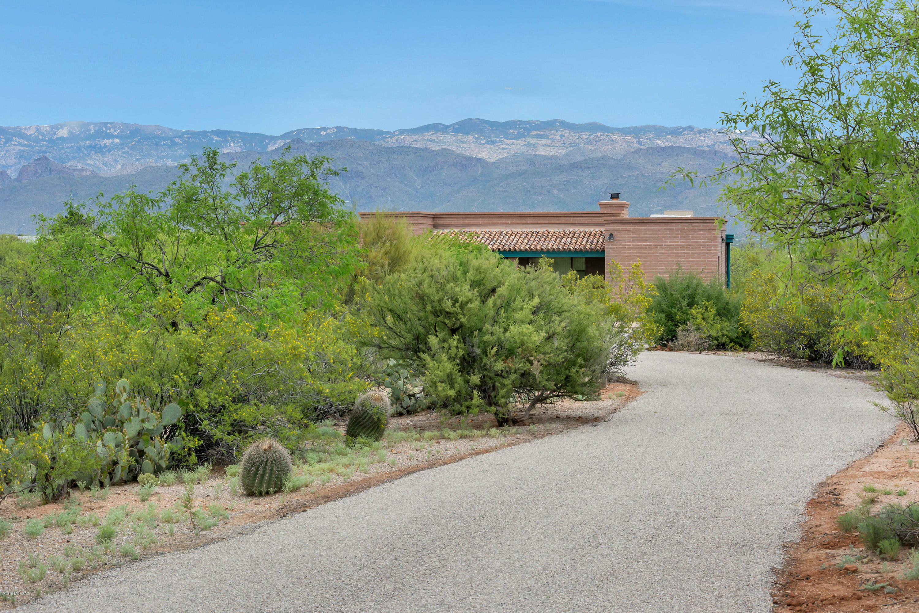 Property Photo:  11611 E Saint James Road  AZ 85748 