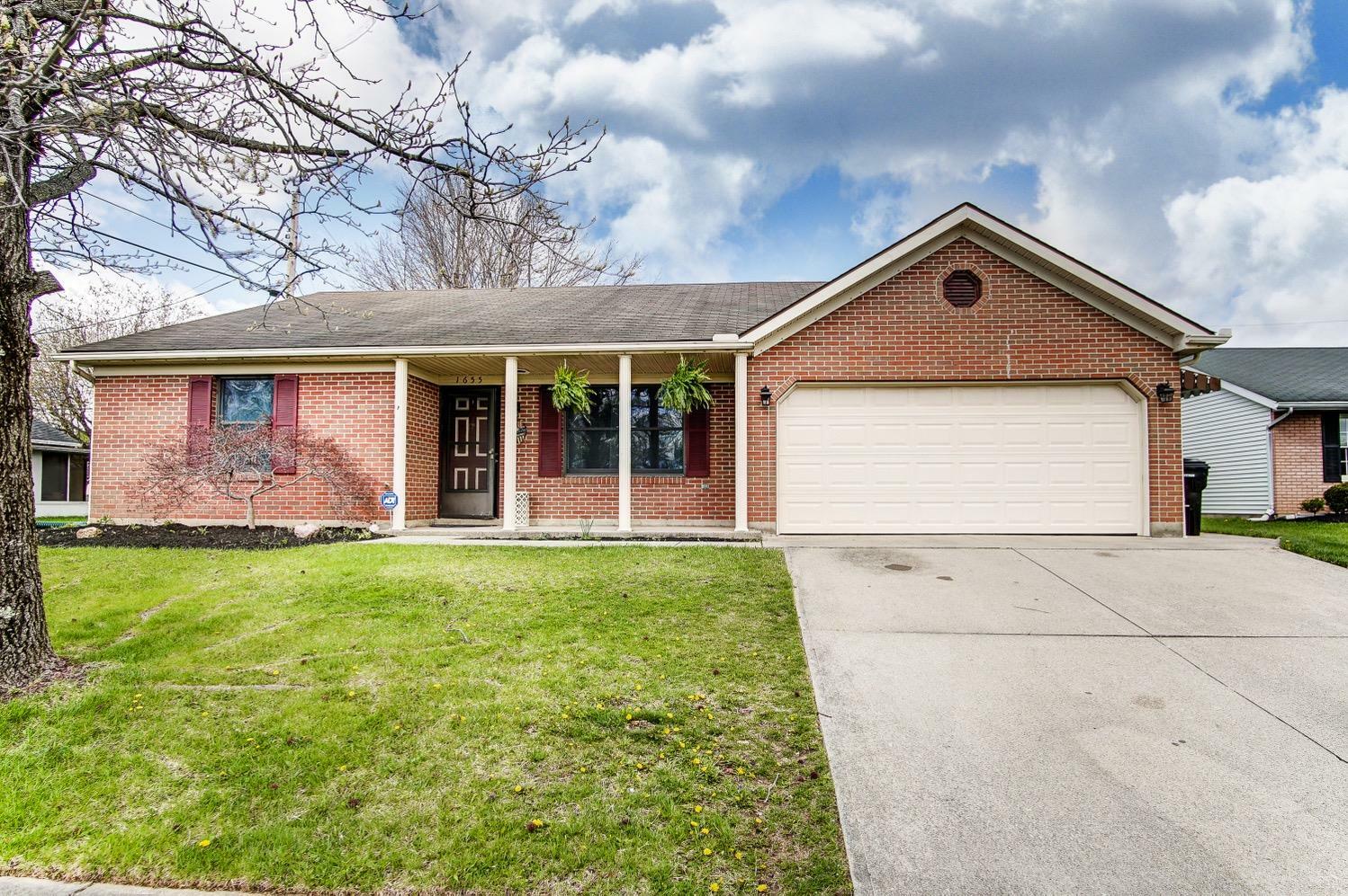 Property Photo:  1655 Lakewood Drive  OH 45177 