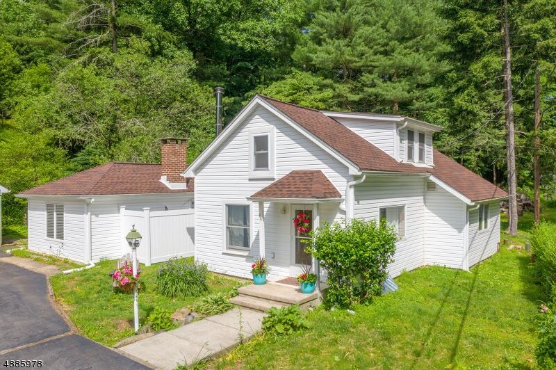 Property Photo: 69 Old Croton Rd NJ 08822