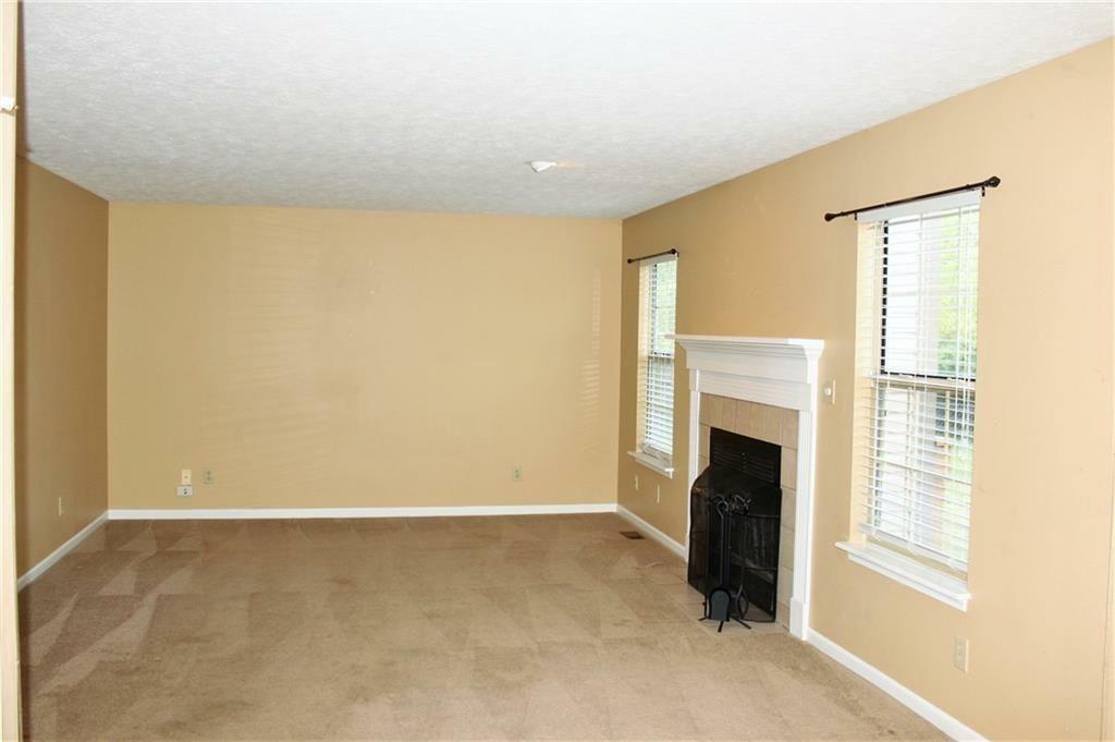 Property Photo:  1129 Aqueduct Way  IN 46280 