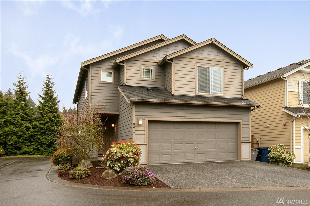 Property Photo:  19311 1st Ave W 10  WA 98012 