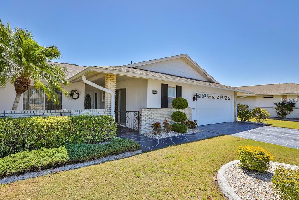 Property Photo:  1505 Hartwick Drive  FL 33573 