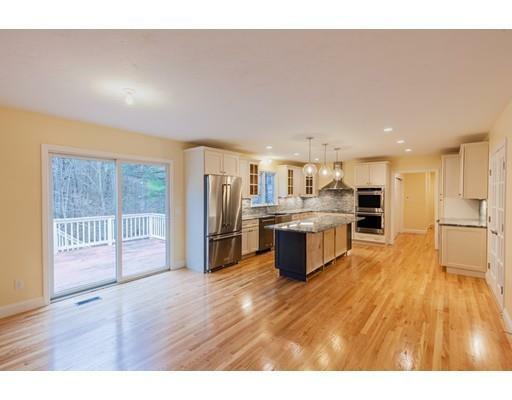 Property Photo:  4 Scarlet Ct  MA 02356 