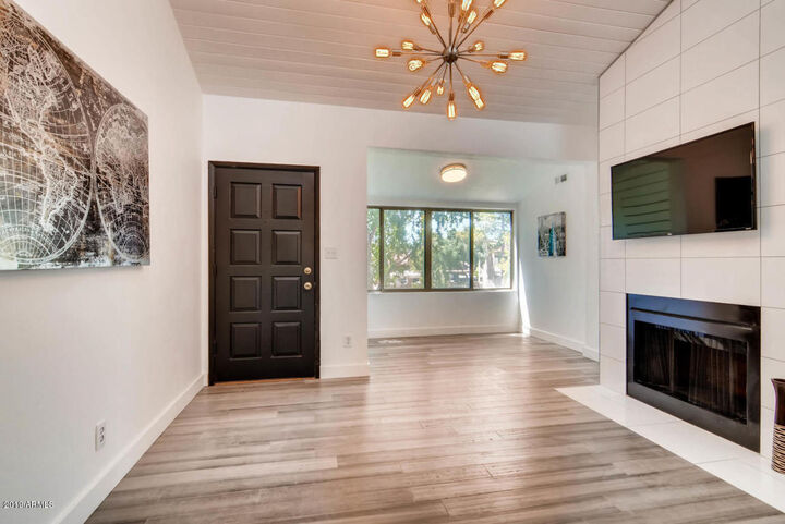 Property Photo: 5998 N 78th Street 205 AZ 85250