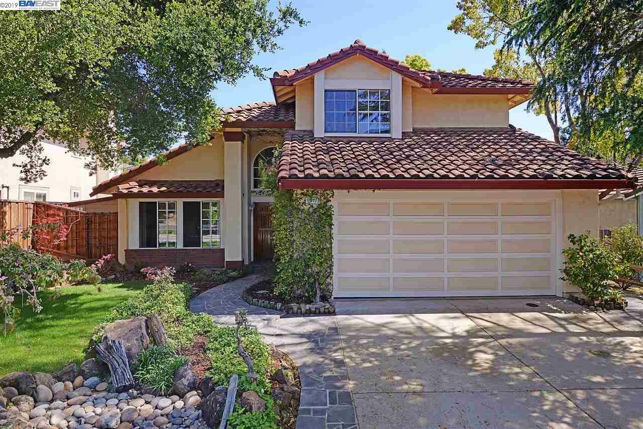 Property Photo:  6049 Mount Olympus Dr  CA 94552 