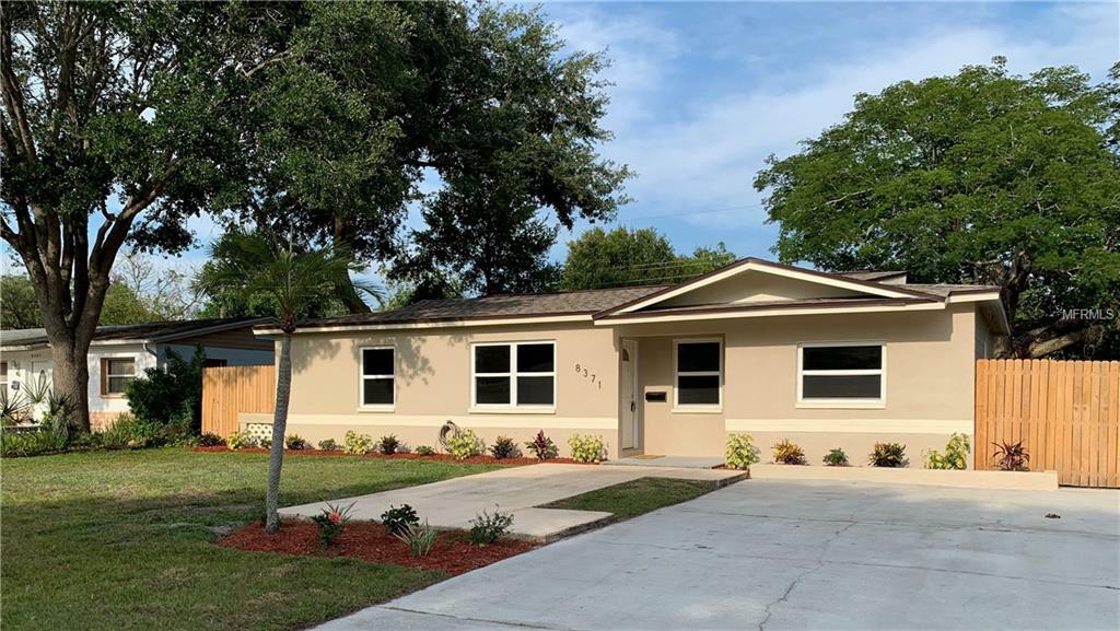Property Photo: 8371 52nd Way N FL 33781