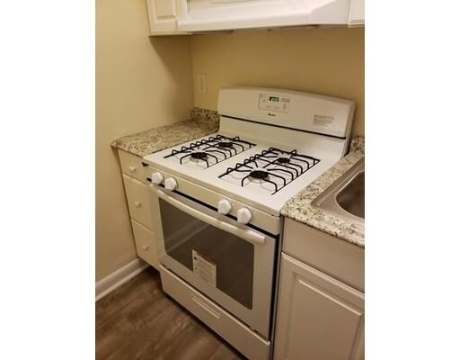 Property Photo:  790 Hyde Park Ave 5  MA 02136 