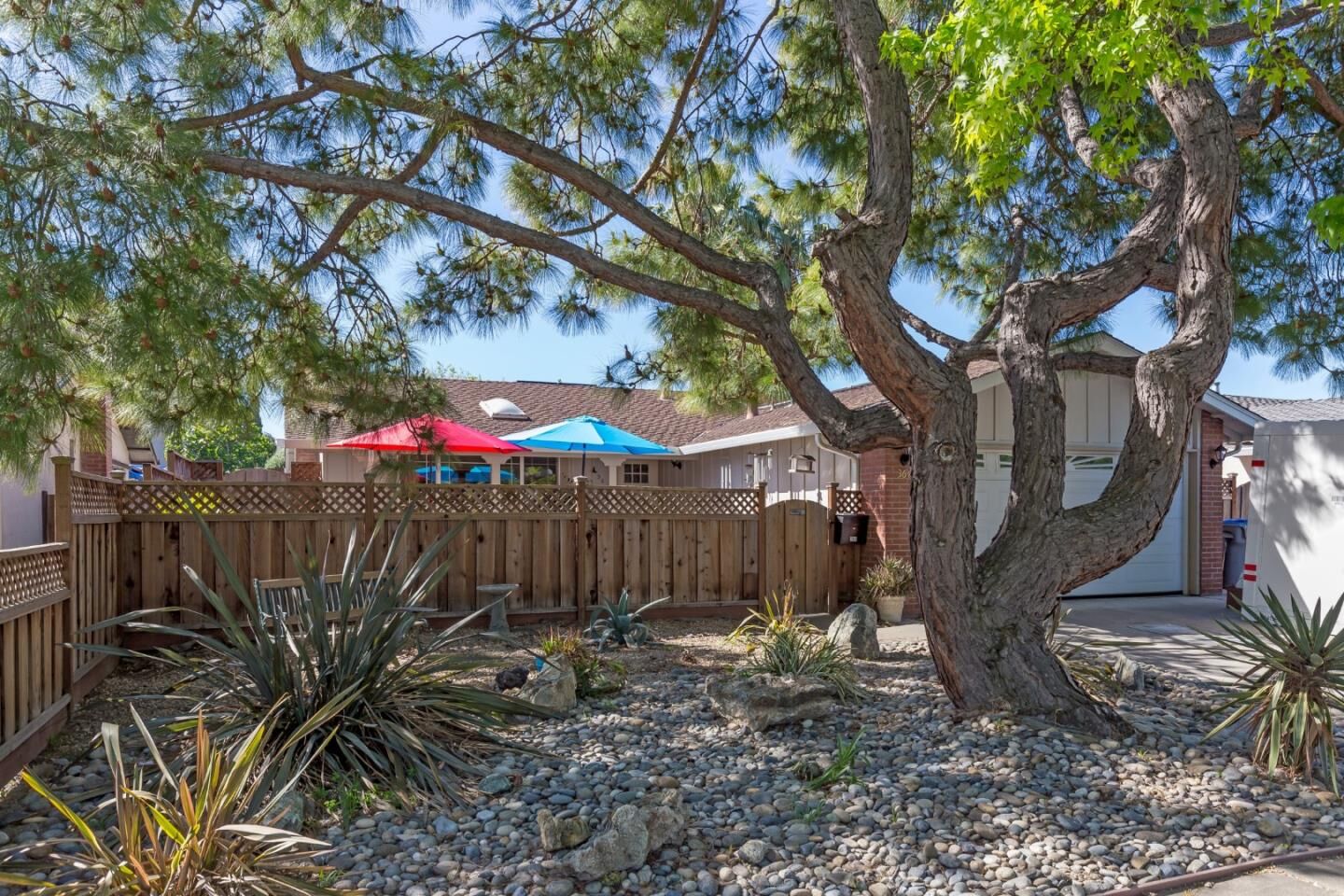 Property Photo:  364 Viewpark Circle  CA 95136 