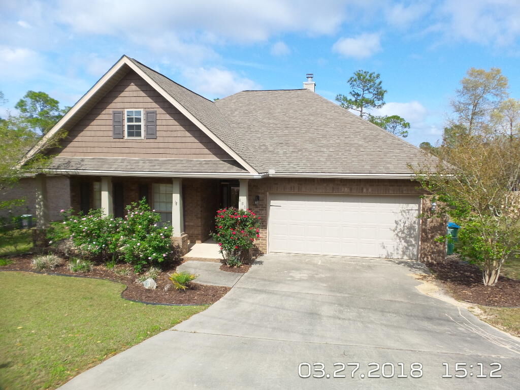 Property Photo: 608 Red Fern Road FL 32536