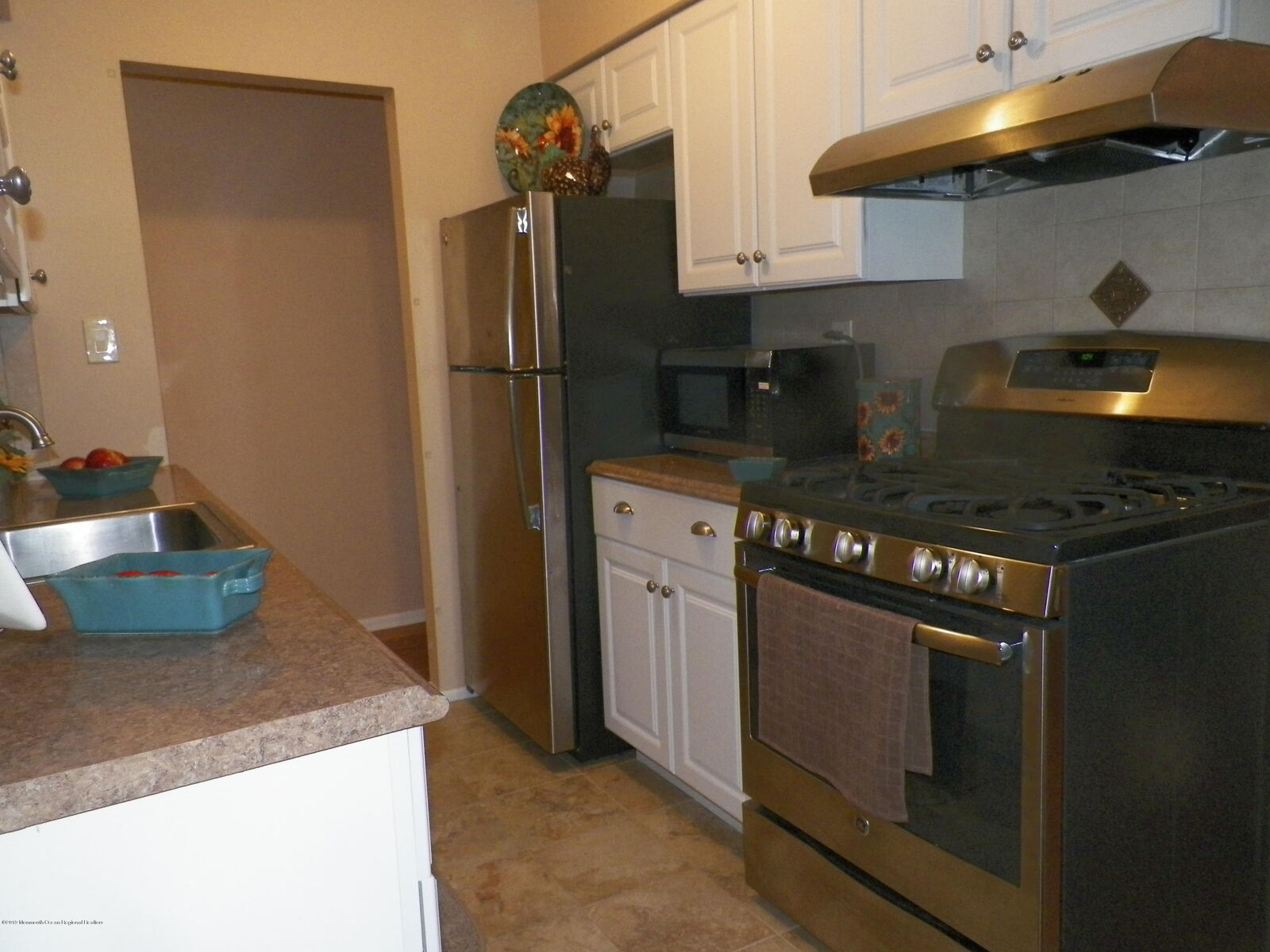 Property Photo:  44 Manchester Court  NJ 07728 