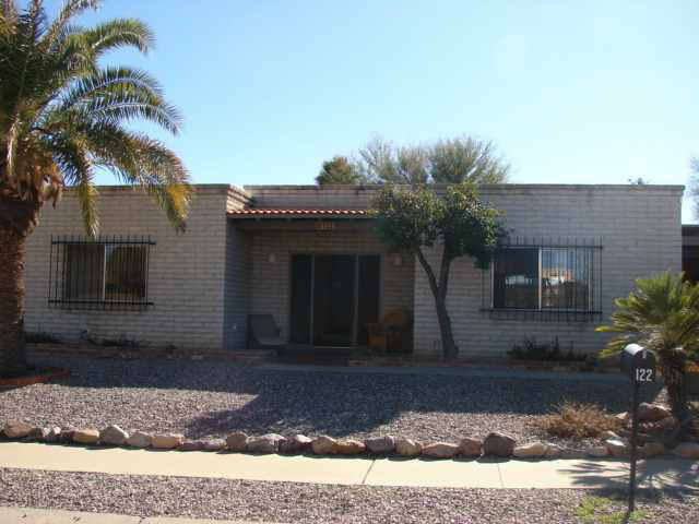 Property Photo: 122 E La Pera AZ 85614