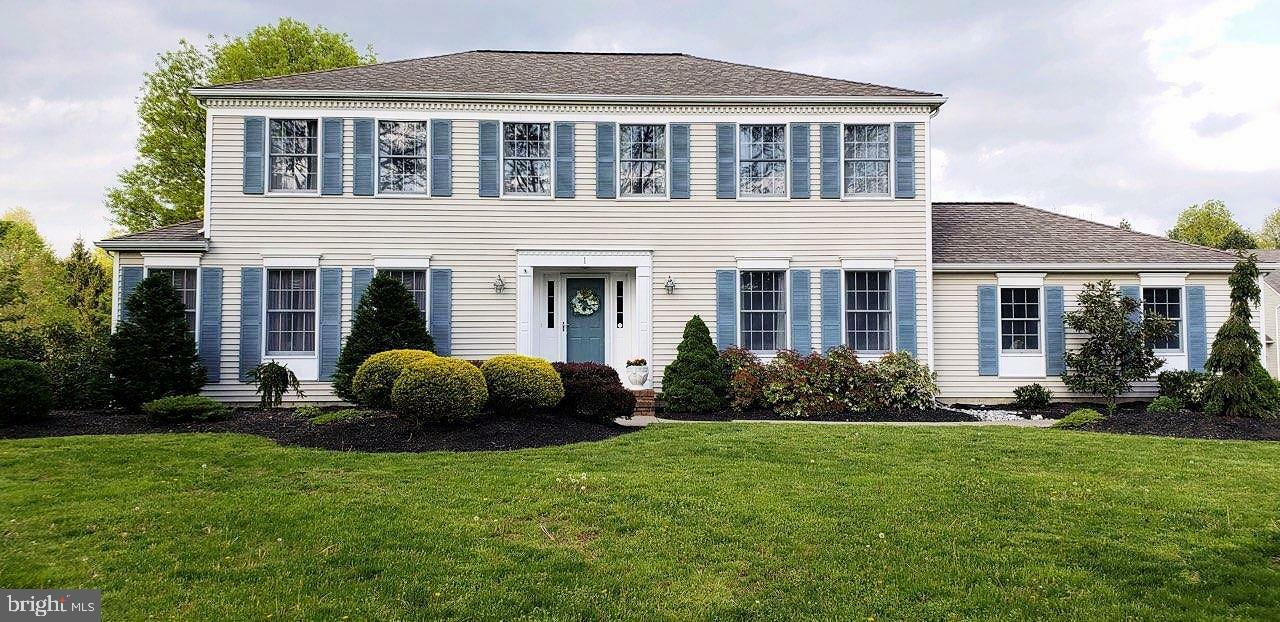 Property Photo: 1 Lee Court NJ 08550