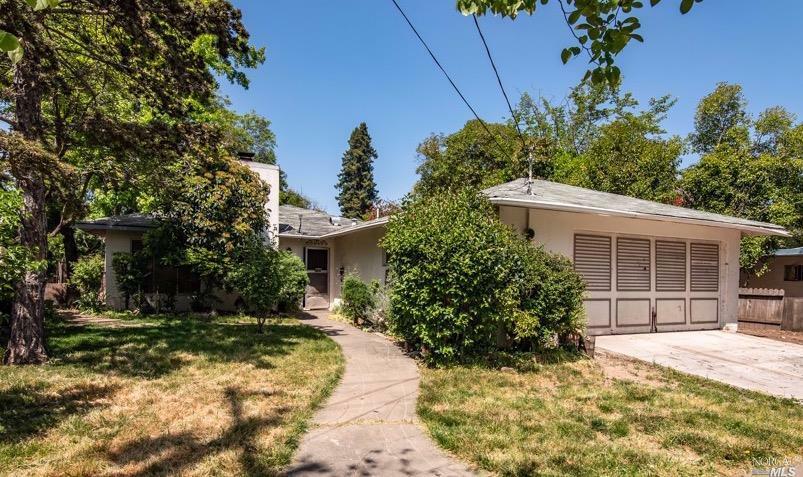 Property Photo:  1014 Pueblo Avenue  CA 94558 