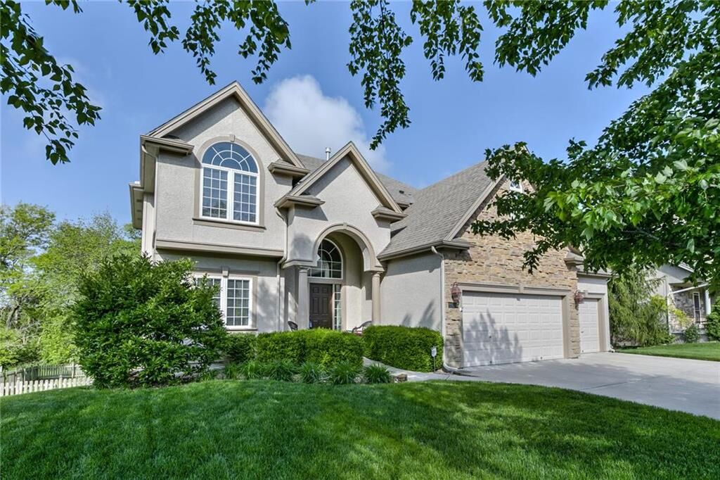 Property Photo: 11000 N Brooklyn Avenue MO 64155