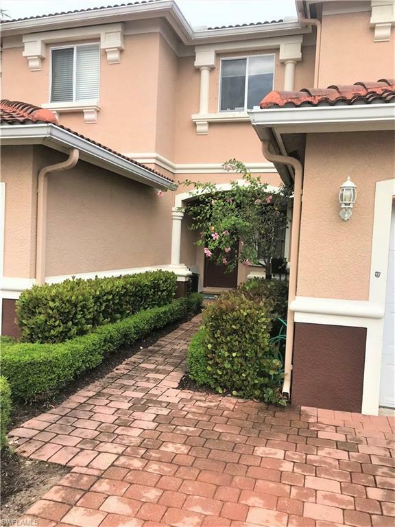 Property Photo:  17531 Cherry Ridge Lane  FL 33967 