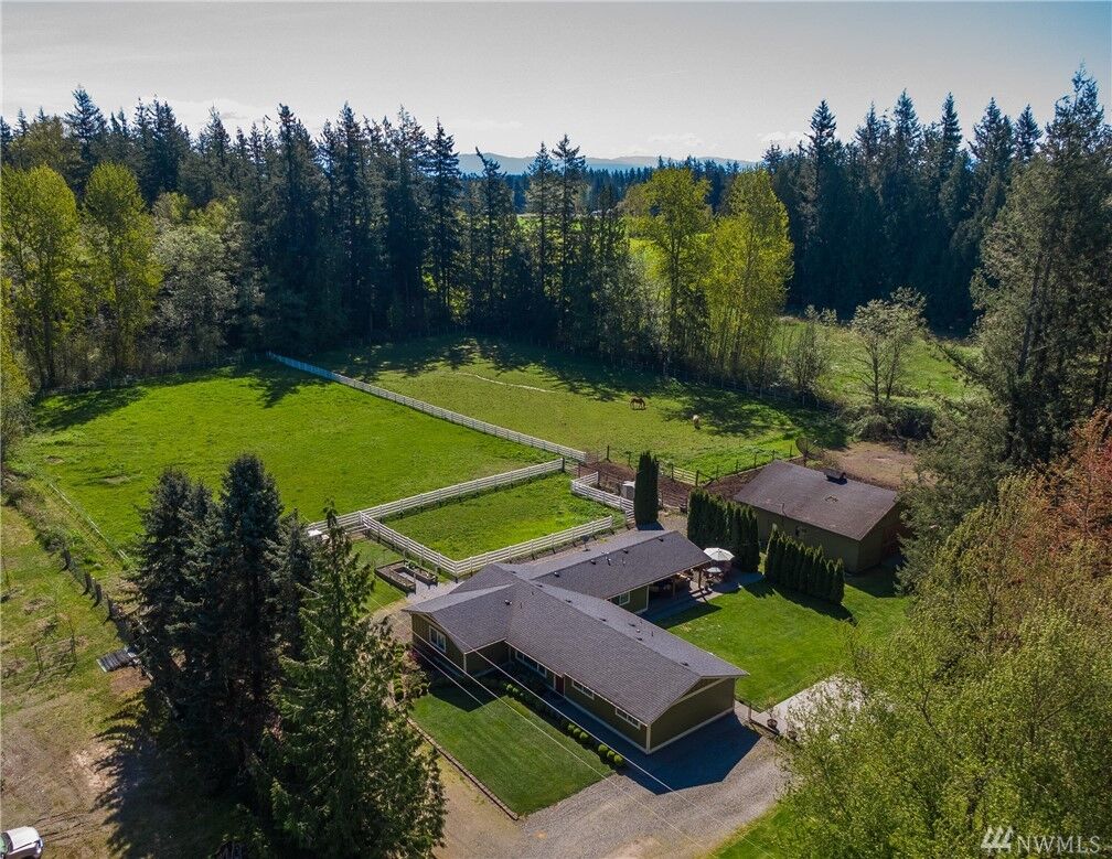 Property Photo:  8612 Stein Rd  WA 98240 